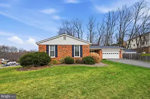 9322 Elk Dr, Springfield, VA 22153 - Photo 3