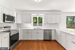 6294 Dunaway Ct, McLean, VA 22101 - Photo 19