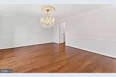 6294 Dunaway Court, McLean, VA 22101 - Photo 11