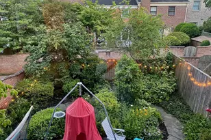 9311 Clanbrook Ct, Fairfax, VA 22031 - Photo 5