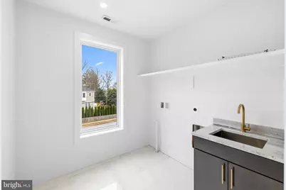 719 Meadow Lane SW, Vienna, VA 22180 - Photo 39