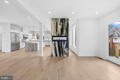 719 Meadow Lane SW, Vienna, VA 22180 - Photo 17