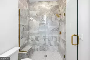 719 Meadow Ln SW, Vienna, VA 22180 - Photo 81