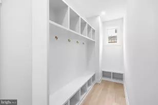 719 Meadow Ln SW, Vienna, VA 22180 - Photo 83