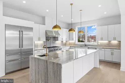 719 Meadow Lane SW, Vienna, VA 22180 - Photo 13