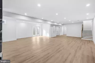 719 Meadow Lane SW, Vienna, VA 22180 - Photo 59