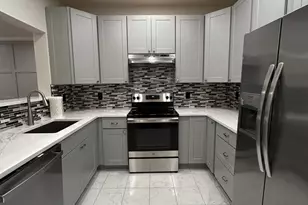 12020 Taliesin Pl, Reston, VA 20190 - Photo 5