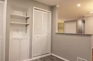 102 Yeonas Dr SE, Vienna, VA 22180 - Photo 9