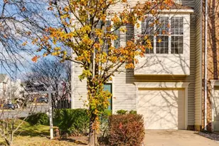 2466 Clover Field Cir, Herndon, VA 20171 - Photo 1