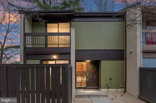 11608 Newbridge Ct, Reston, VA 20191 - Photo 1