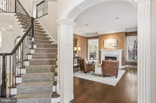 8340 Springhaven Garden Ln, McLean, VA 22102 - Photo 5