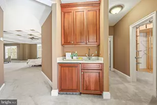 8340 Springhaven Garden Ln, McLean, VA 22102 - Photo 37