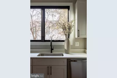 6884 Churchill Road, McLean, VA 22101 - Photo 17