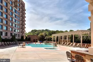 2451 Midtown Ave, Alexandria, VA 22303 - Photo 23