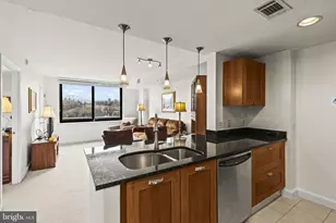 2451 Midtown Ave, Alexandria, VA 22303 - Photo 9