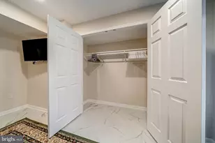 6042 Munson Hill Rd, Falls Church, VA 22041 - Photo 23