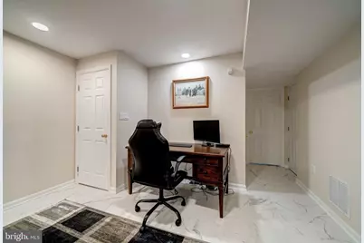 6042 Munson Hill Road, Falls Church, VA 22041 - Photo 19