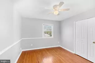 8600 Kentford Dr, Springfield, VA 22152 - Photo 25