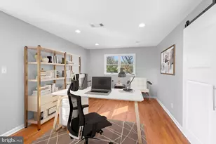 8600 Kentford Dr, Springfield, VA 22152 - Photo 11