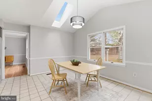 896 Broad Oaks Dr, Herndon, VA 20170 - Photo 5