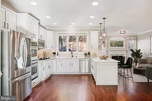 5450 Edsall Ridge Pl, Alexandria, VA 22312 - Photo 5