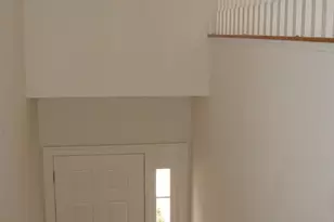 8360 Millom Ct, Lorton, VA 22079 - Photo 5