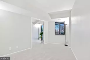 5902 Mt Eagle Dr, Alexandria, VA 22303 - Photo 25