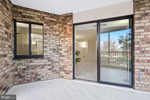 5902 Mt Eagle Dr, Alexandria, VA 22303 - Photo 7