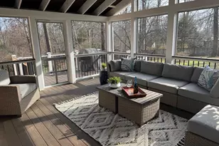 9119 Hamilton Dr, Fairfax, VA 22031 - Photo 5