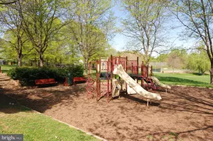 6144 Chesterbrook Rd, McLean, VA 22101 - Photo 53