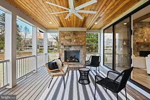 352 Ayr Hill Ave NE, Vienna, VA 22180 - Photo 27