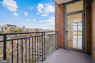 8220 Crestwood Heights Dr, McLean, VA 22102 - Photo 11