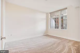 8220 Crestwood Heights Dr, McLean, VA 22102 - Photo 15