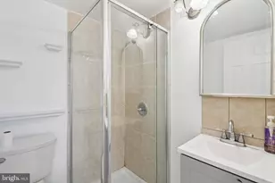 8703 Village Green Ct, Alexandria, VA 22309 - Photo 17