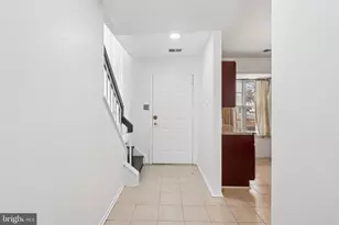 8703 Village Green Ct, Alexandria, VA 22309 - Photo 3