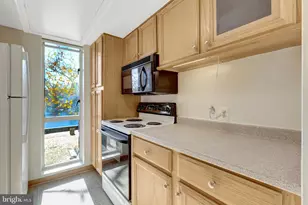 11400 Washington Plaza W, Reston, VA 20190 - Photo 23