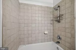 12016 Taliesin Pl, Reston, VA 20190 - Photo 27