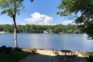 6220 Lakeview Dr, Falls Church, VA 22041 - Photo 1