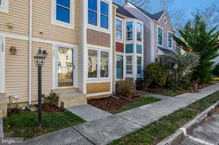 11200 Silentwood Ln, Reston, VA 20191 - Photo 5