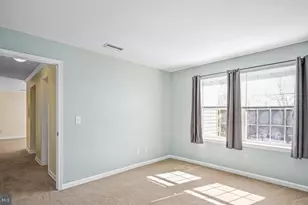 14807 Rydell Rd, Centreville, VA 20121 - Photo 9