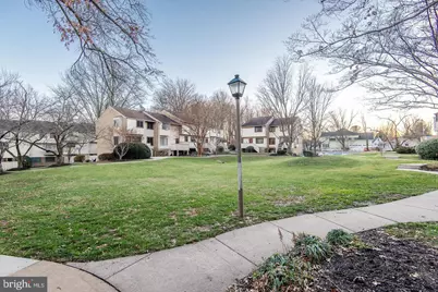 2618 Glengyle Drive #100, Vienna, VA 22181 - Photo 3