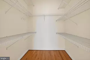 4142 Fountainside Ln, Fairfax, VA 22030 - Photo 11