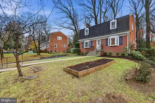 6539 Oakwood Dr, Falls Church, VA 22041 - Photo 5