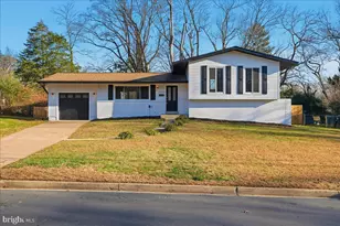 11123 Byrd Dr, Fairfax, VA 22030 - Photo 1