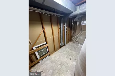 401 Moorefield Road SW, Vienna, VA 22180 - Photo 25