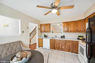 6817 Signature Cir, Alexandria, VA 22310 - Photo 5