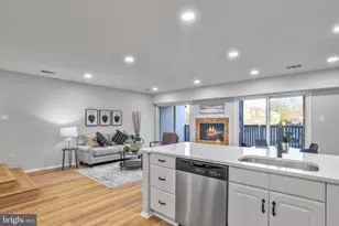 3966 Woodhue Pl, Alexandria, VA 22309 - Photo 9