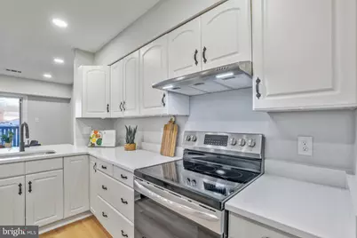 3966 Woodhue Place, Alexandria, VA 22309 - Photo 7