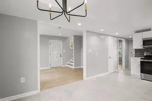 2917 E Lee Ave, Alexandria, VA 22306 - Photo 11