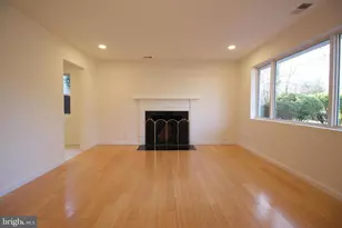 2129 Grayson Pl, Falls Church, VA 22043 - Photo 3